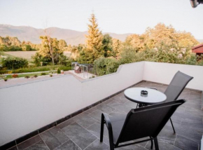 Mountain Serenity Rooms